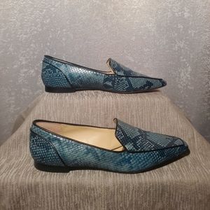 Vince Camuto loafers Size 9
